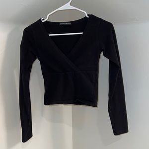 Brandy Melville cropped black long sleeve
